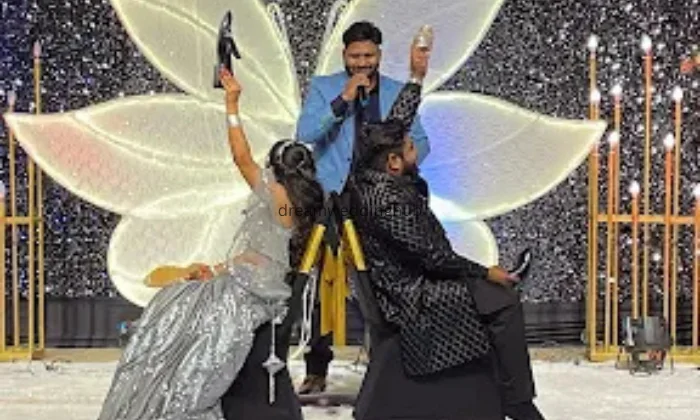 SCORPION DANCE ACADEMY